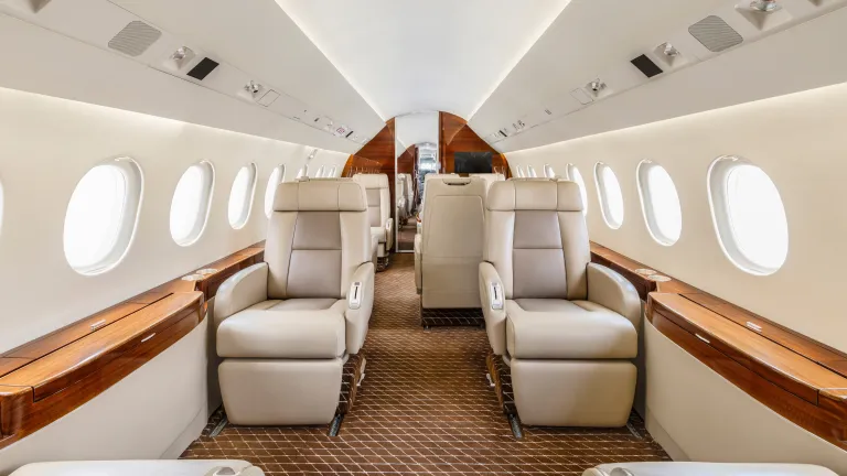N353WW Interior