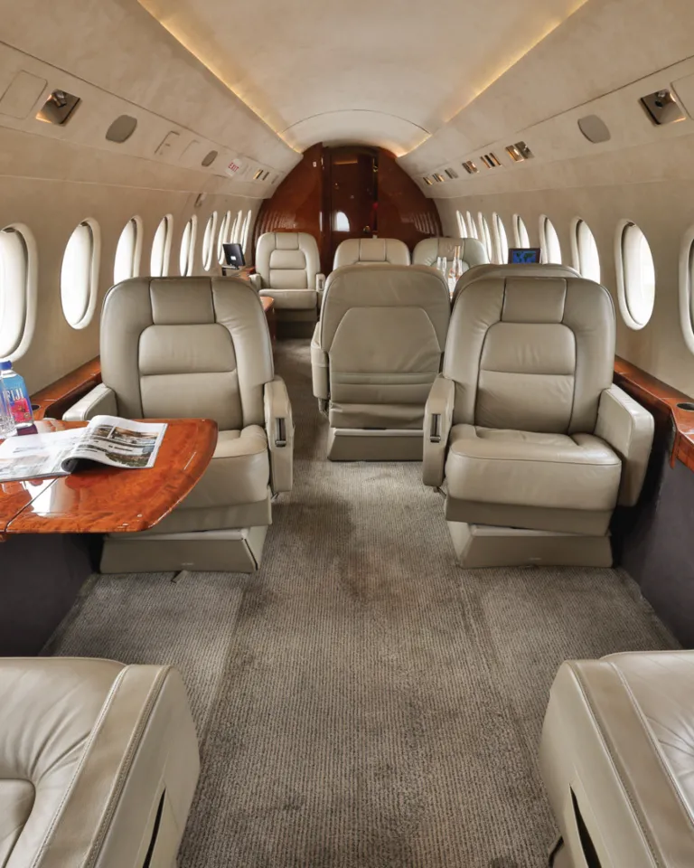Dassault Falcon 900B wide interior cabin.