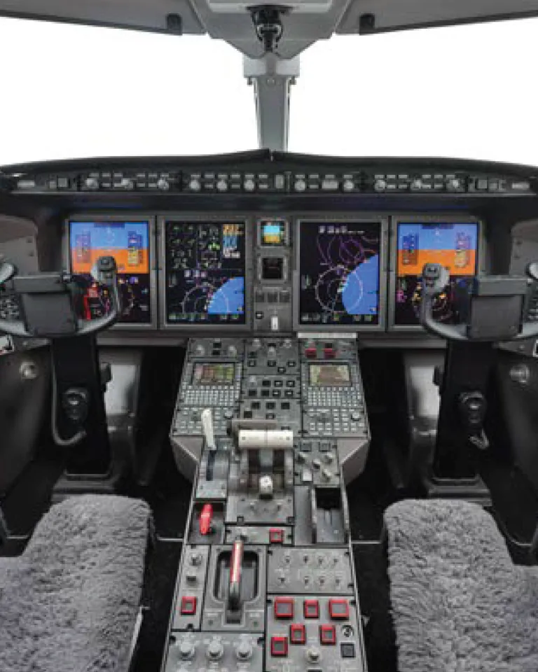 Bombardier Challenger 300 interior flight deck.