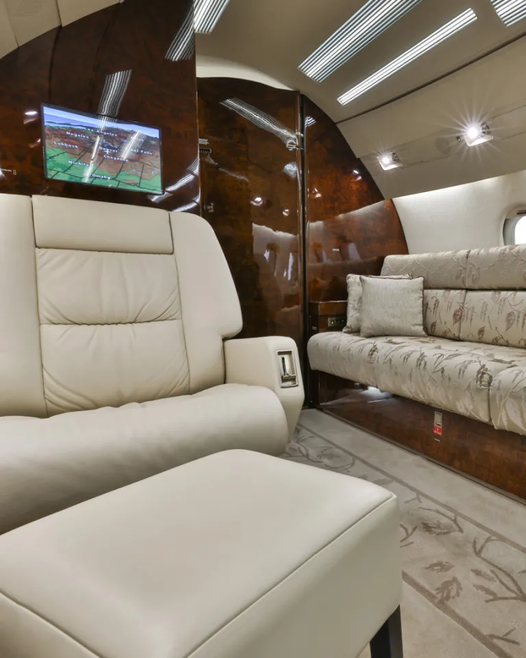 Interior of Falcon 900B