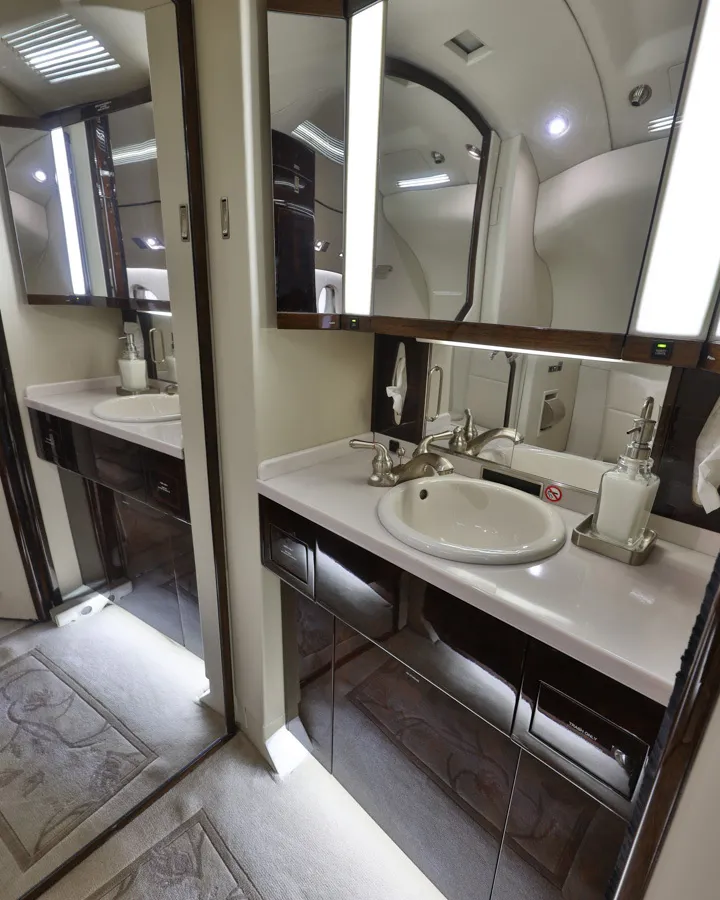 Interior of Falcon 900B