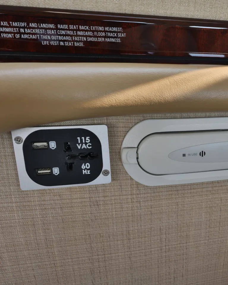 CJ3+ 621 Phone