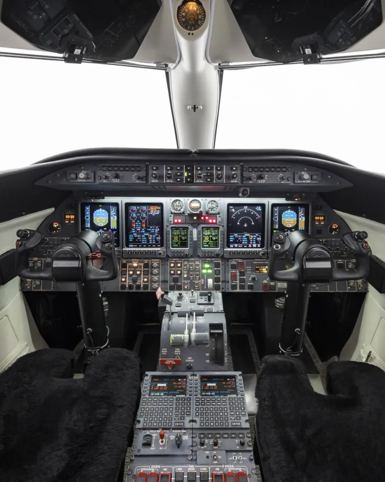 Bombardier Learjet 45XR Cockpit Panel N45JG