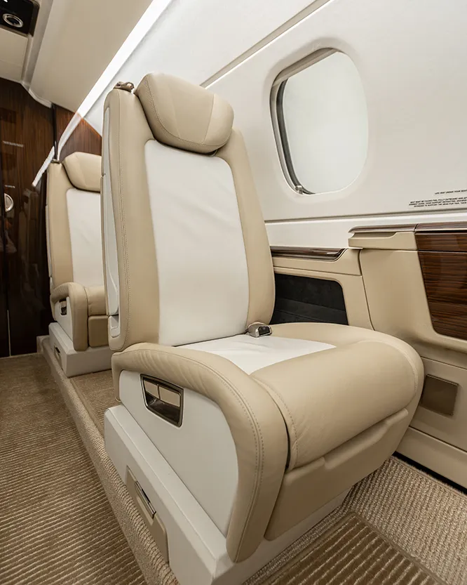 Phenom 300E SN 488 Interior Seat 