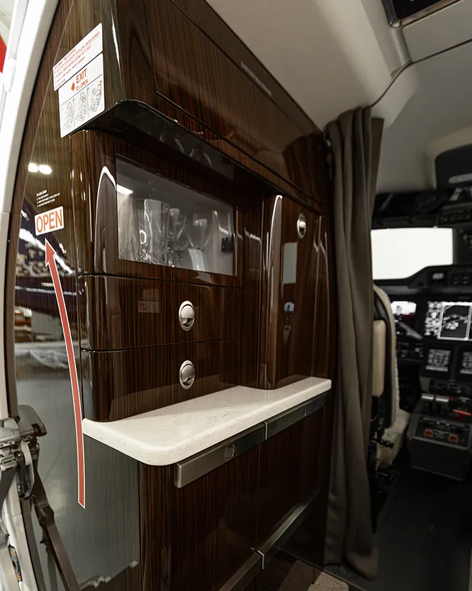 Phenom 300E SN 488 Galley