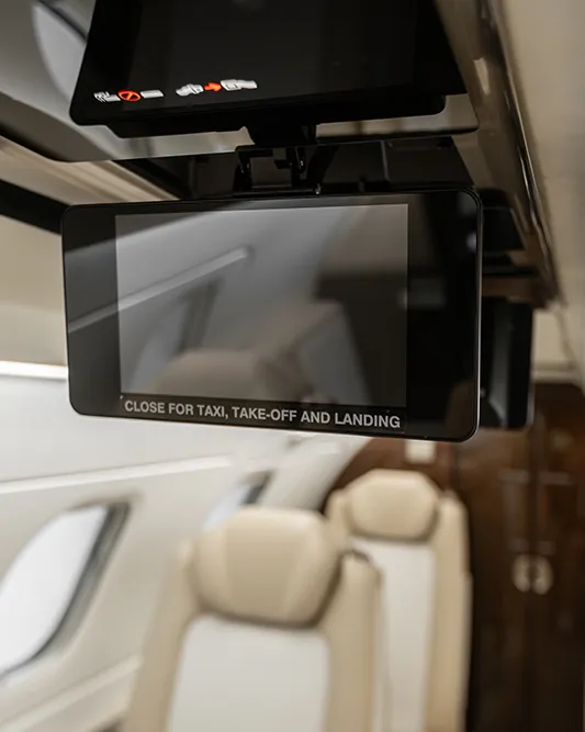Phenom 300E SN 488 Media