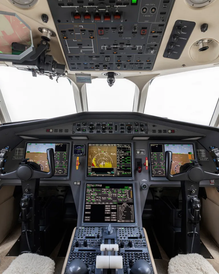 N353WW Cockpit