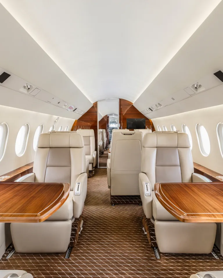 N353WW Interior tables