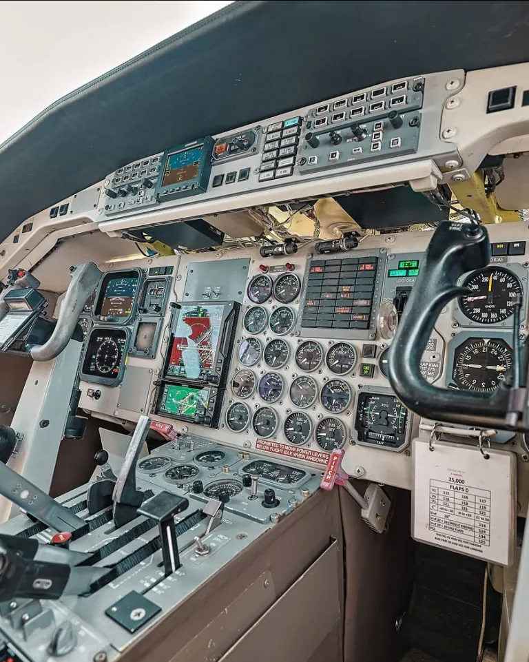 Saab 340A N44KS Avionics