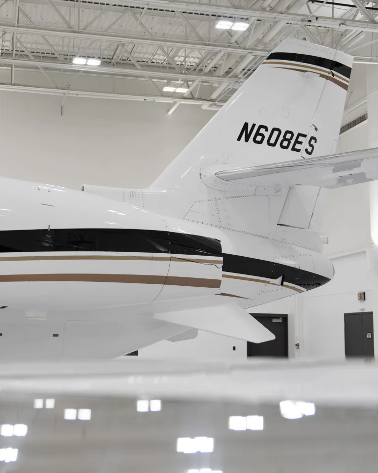 N608ES Tail View